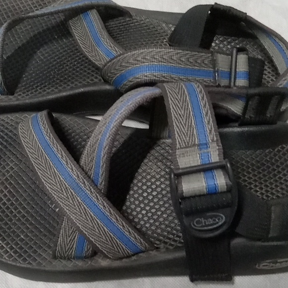 Shoes - Picture 4 of 6